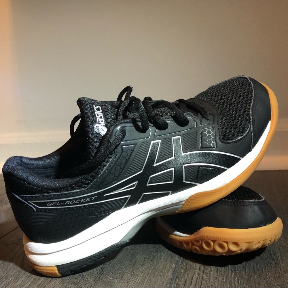 Girl’s Asics Volleyball Shoes - 6.5